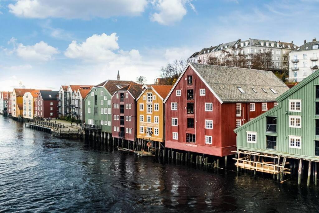 Hidden Gem Near The Old Town Bridge, 40M² Apt. Trondheim Buitenkant foto