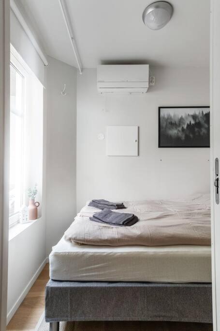 Hidden Gem Near The Old Town Bridge, 40M² Apt. Trondheim Buitenkant foto